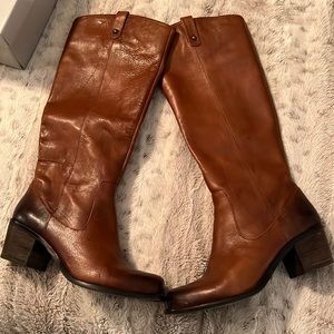 Like new tie dye western boots